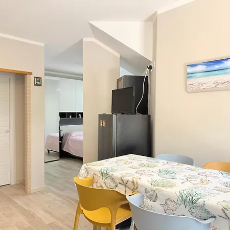 Apartamento S378 - Sirolo, Nuovo Bilocale Con Giardino E Parcheggio Sirolo